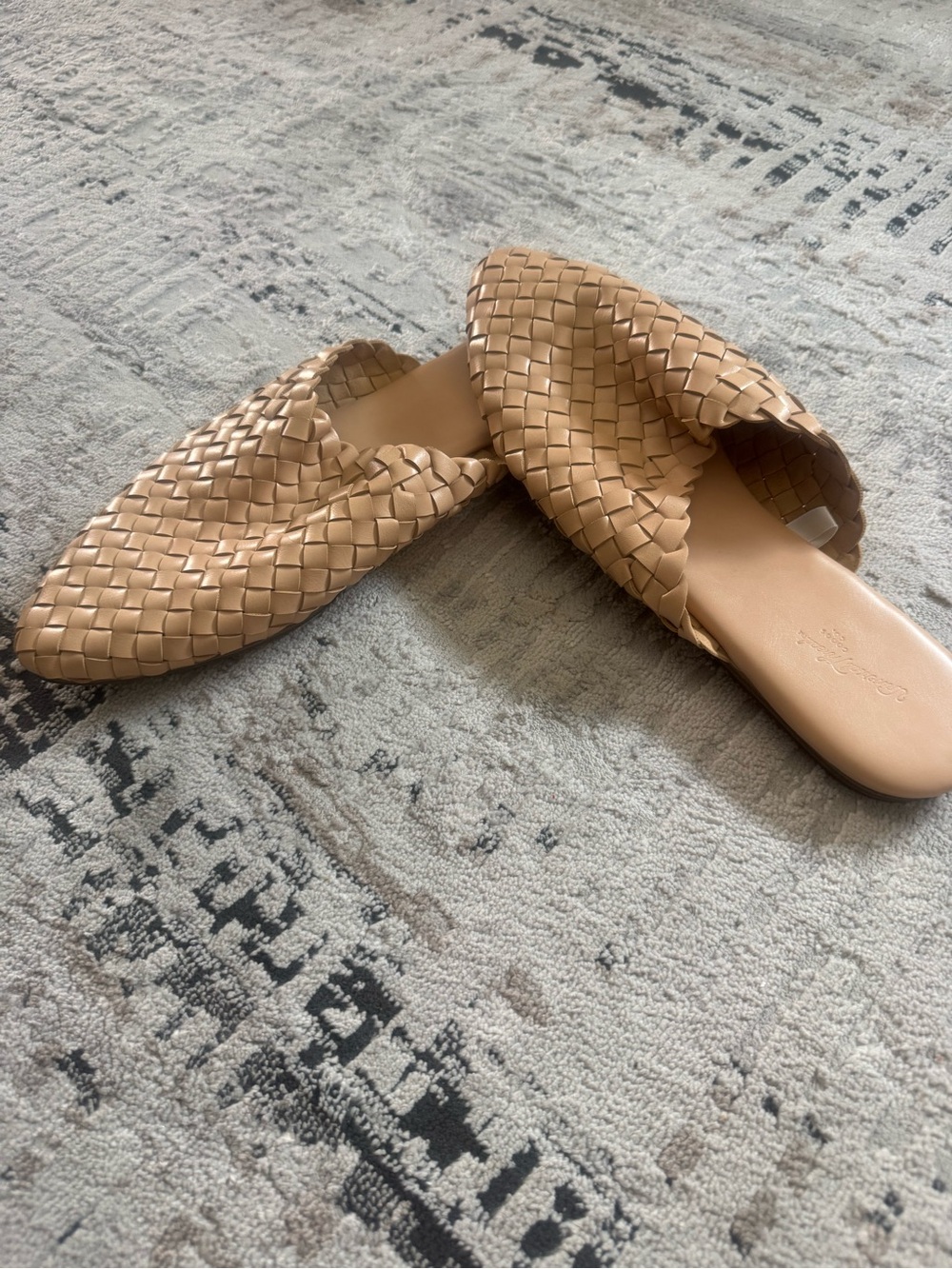 Universal Thread Woven Pointed Toe Slide Mules